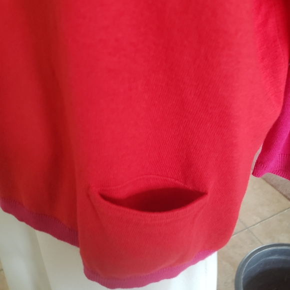 Pink & red colorblock xl crewneck 3/4 sleeve ribbed hems front pockets - Picture 6 of 7